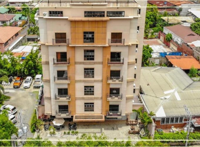 Main Hotel and Suites Package Tours