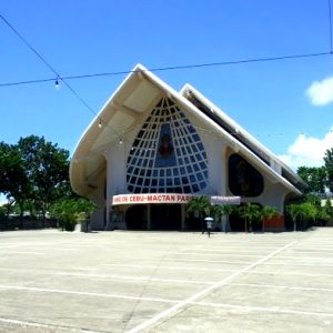 Pandanon, Parasailing, Mactan Tour