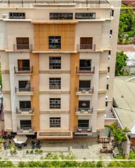 Main Hotel and Suites Package Tours